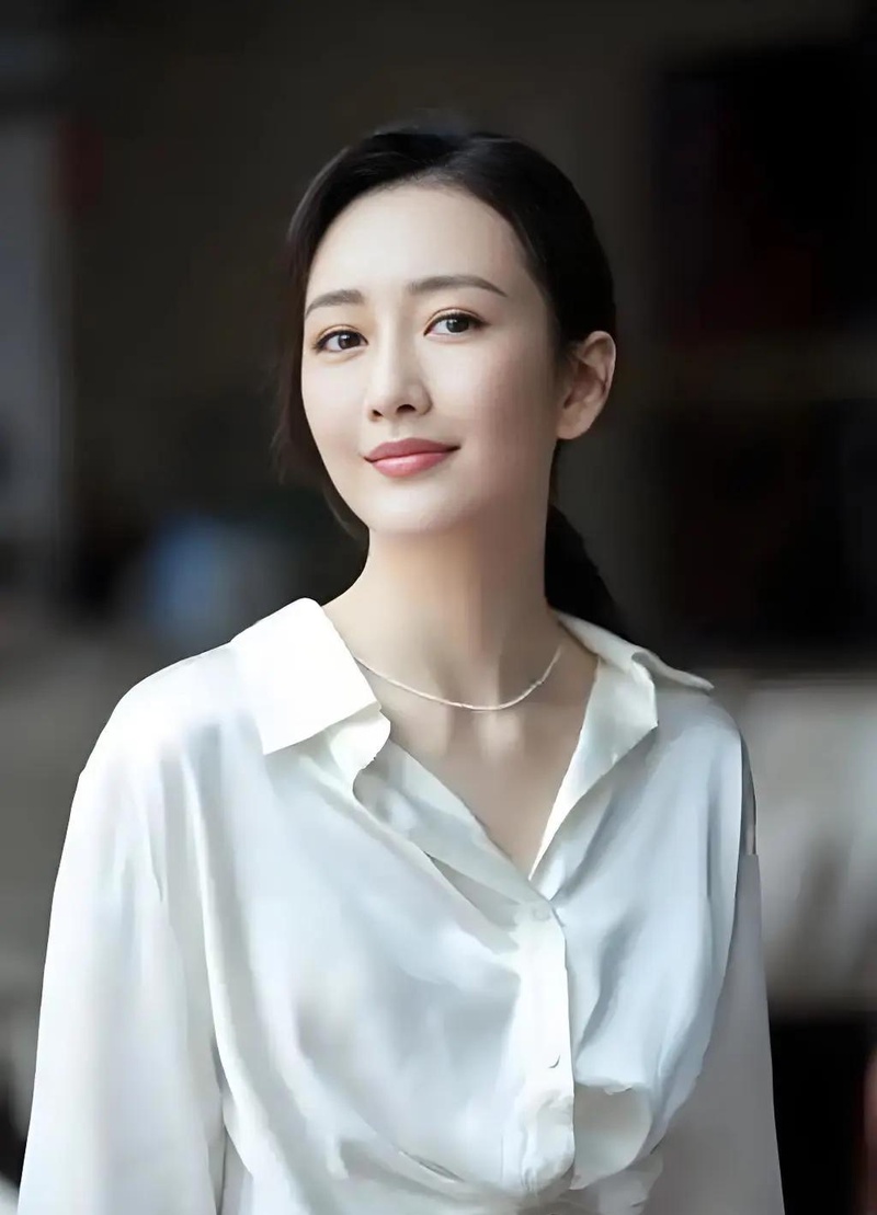 王鸥