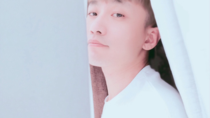 王鸥深夜发文实锤何九华：隐婚生女多年，男方沉默引爆热搜