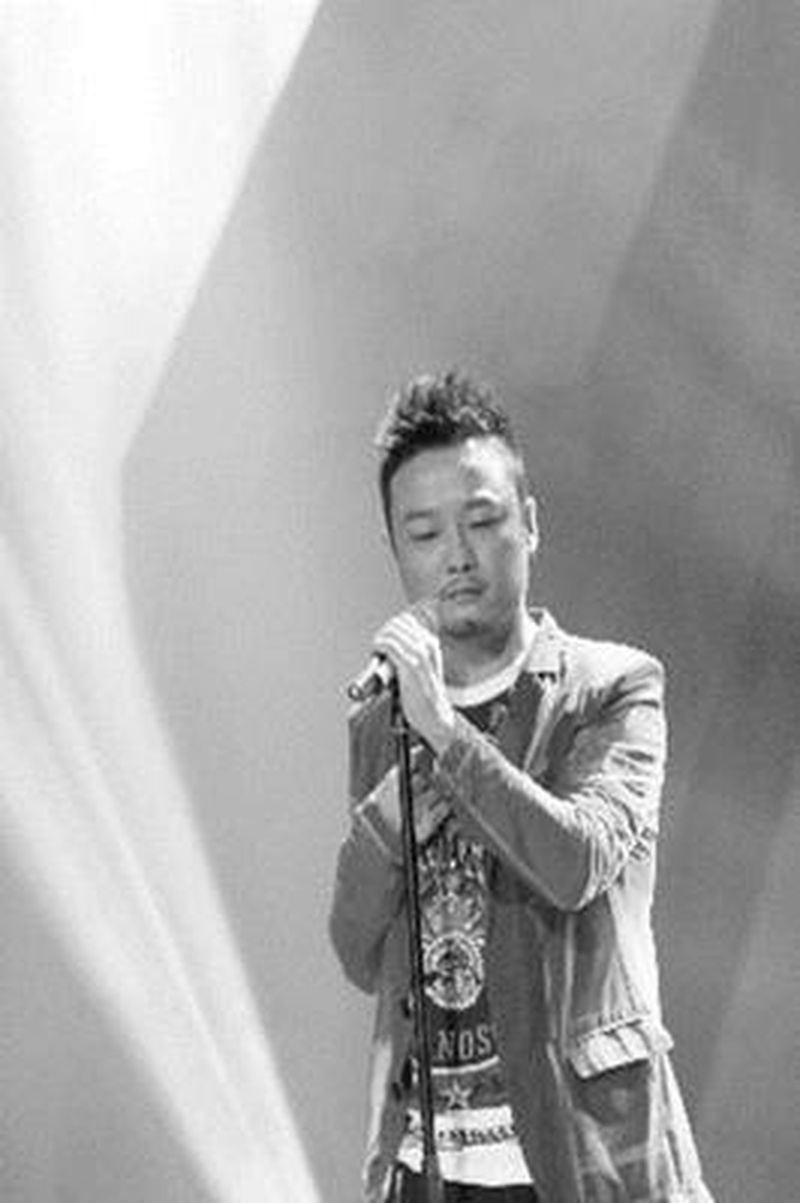 陈奕迅